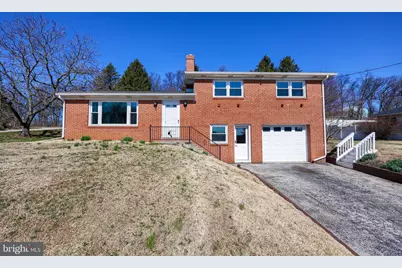 29 Merrin Road, York, PA 17402 - Photo 1