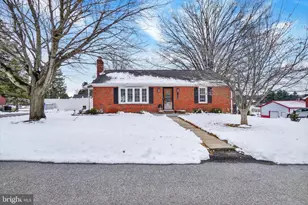 140 Bond St, New Freedom, PA 17349 - Photo 2