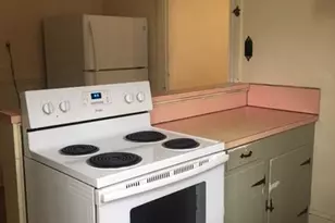 983 E Philadelphia St, York, PA 17403 - Photo 2