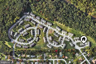 2305 Sunny Hill Cir, York, PA 17406 - Photo 4