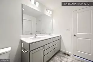 Pin Oak 5Br Plan At Hills At Valley View, Spring Grove, PA 17362 - Photo 28