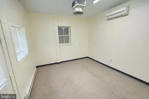 846 E Market St, York, PA 17403 - Photo 18