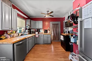 43 E George St, York New Salem, PA 17371 - Photo 12