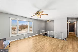 22 Covington Dr, Manchester, PA 17345 - Photo 6