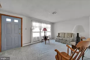 921 Skylight Dr, York, PA 17402 - Photo 14