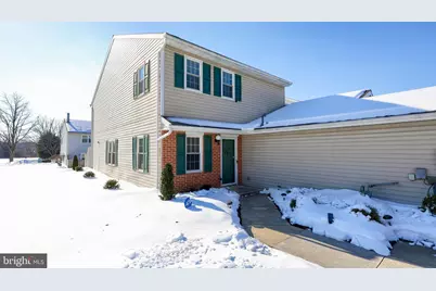 3648 Pleasant Valley Road #24, York, PA 17406 - Photo 4