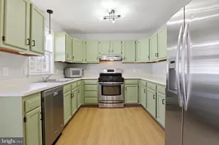 2280 North Point, York, PA 17406 - Photo 6