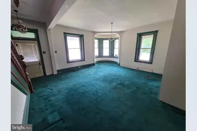 178 W Main Street, Windsor, PA 17366 - Photo 4