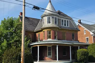 178 W Main St, Windsor, PA 17366 - Photo 2