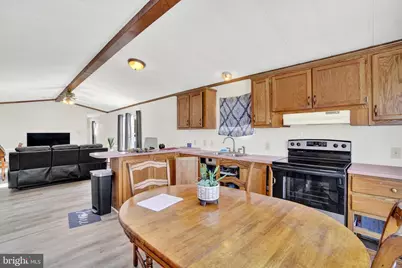 107 Carbridge Road E, Stewartstown, PA 17363 - Photo 6