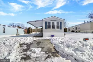 107 Carbridge Rd E, Stewartstown, PA 17363 - Photo 22