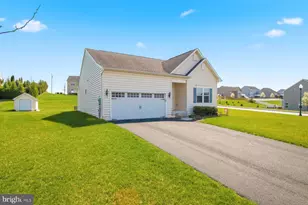 36 Kaitlyn Dr, Hanover, PA 17331 - Photo 4