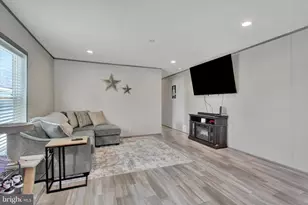 39 Chesapeake Estate, Thomasville, PA 17364 - Photo 2