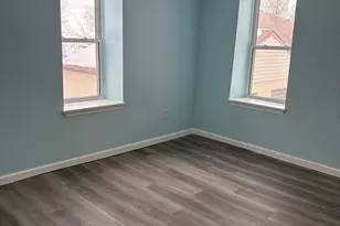 9446 E Springfield Rd, Seven Valleys, PA 17360 - Photo 12