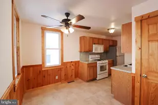 34 S Pleasant Ave, Dallastown, PA 17313 - Photo 10