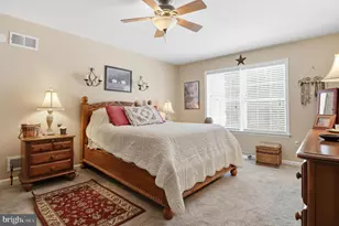 390 Pebble Beach Dr, Mount Wolf, PA 17347 - Photo 26