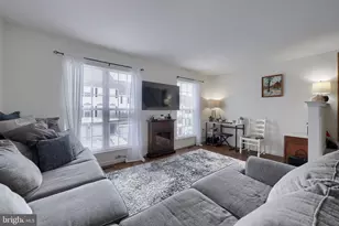 2706 Equestrian Dr, York, PA 17402 - Photo 6