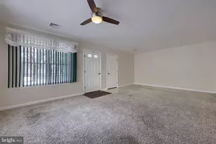 6834 Seneca Ridge Dr, York, PA 17403 - Photo 4