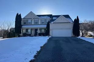 650 Clydesdale Dr, York, PA 17402 - Photo 1