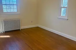 405 Hillcrest Rd, York, PA 17403 - Photo 2