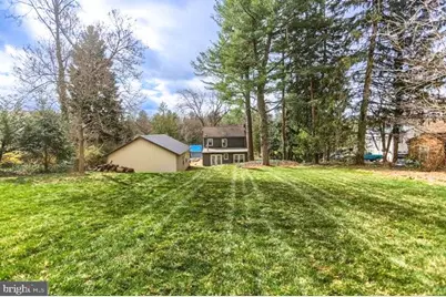 19 Maple Road, York, PA 17403 - Photo 8