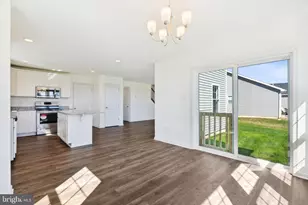 25 Meadow Ln, Hanover, PA 17331 - Photo 8