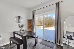 325 Locust Run Dr, York, PA 17404 - Photo 12