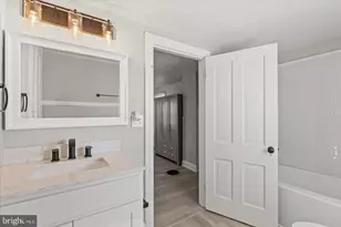 15 Westminster Ave, Hanover, PA 17331 - Photo 14