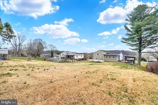 126 Claremont Dr, Seven Valleys, PA 17360 - Photo 32