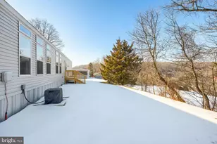 108 Fawn Cir Dr, Windsor, PA 17366 - Photo 10