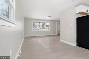 810 Jefferson Ln, Red Lion, PA 17356 - Photo 12