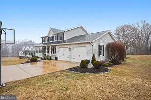 655 Red Fox Ct, Lewisberry, PA 17339 - Photo 4