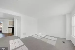 655 Fisher Dr, York, PA 17404 - Photo 4