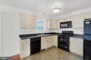 655 Fisher Dr, York, PA 17404 - Photo 8