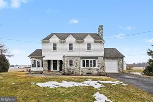 1068 Grandview Rd, Hanover, PA 17331 - Photo 2