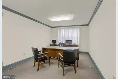 209 Broadway, Hanover, PA 17331 - Photo 12