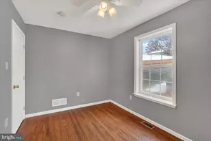 39 W George St, Yoe, PA 17313 - Photo 8