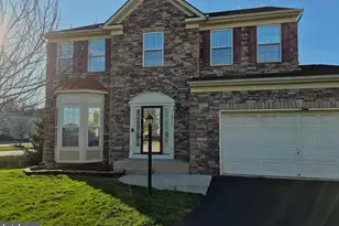 2775 Quaker Ct, York, PA 17408 - Photo 1