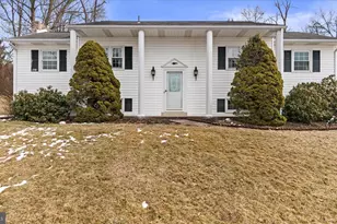 722 Heck Hill Rd, Lewisberry, PA 17339 - Photo 2