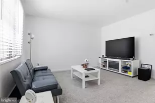 100 Poplar St, Manchester, PA 17345 - Photo 6