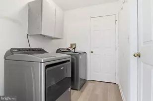 100 Poplar St, Manchester, PA 17345 - Photo 12