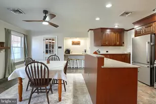 1465 Chapel Dr, York, PA 17404 - Photo 12