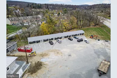 671 Market, Hellam, PA 17406 - Photo 4