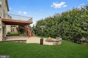 2760 Primrose Ln N, York, PA 17404 - Photo 10