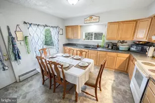 209 N 3rd St, Hanover, PA 17331 - Photo 10