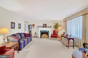 4158 Robinhood Dr, York, PA 17408 - Photo 4