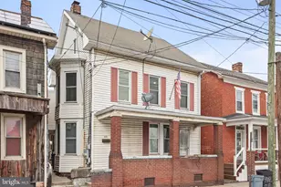 402 Broadway, Hanover, PA 17331 - Photo 2