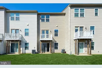 421 Charles, Hanover, PA 17331 - Photo 8