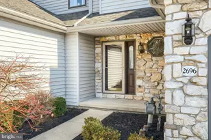 2696 Fairway Dr, York, PA 17402 - Photo 2