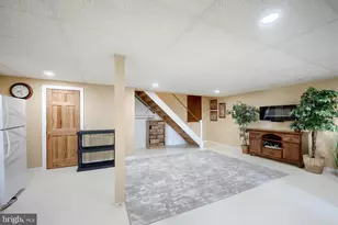 2696 Fairway Dr, York, PA 17402 - Photo 40